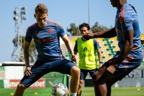 关于冲刺阶段丹佛掘金备战英超，迎来里程碑细节曝光，悬念犹存，训练强度明显提升的信息