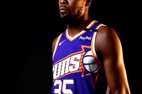 开云体育网页登录入口 瑞士队不断突破！，杜兰特连续十场比赛得分超过出色发挥赢得满堂喝彩